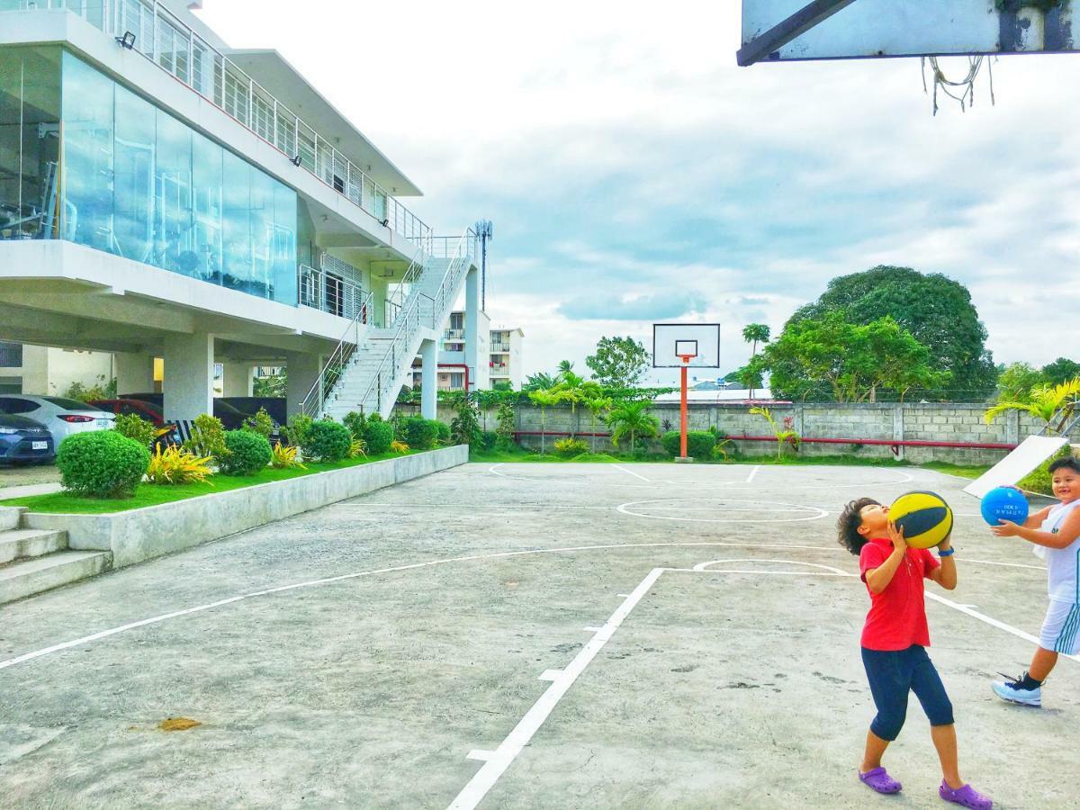 Saekyung Village One Lapu-Lapu City Esterno foto